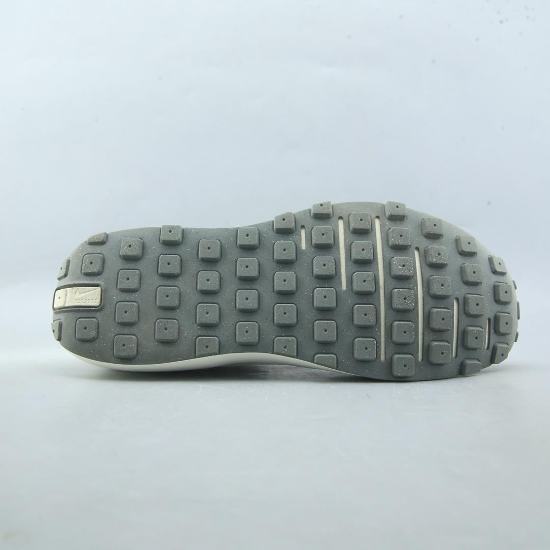 NIKE WAFFLE ONE