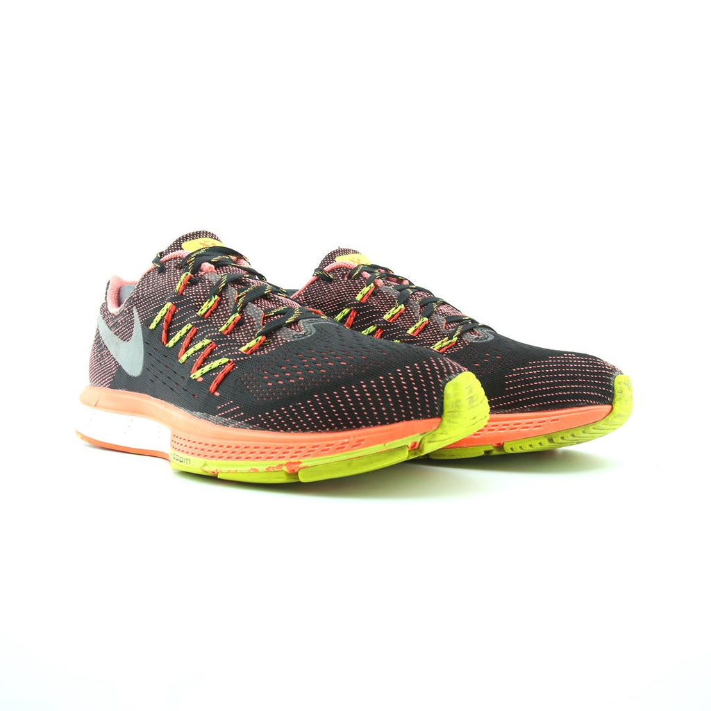 NIKE  AIR ZOOM VOMERO 10