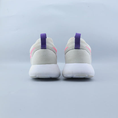 NIKE ROSHE ONE