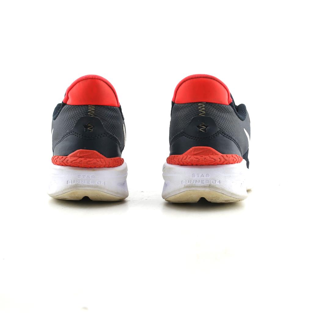 NIKE STAR RUNNER 4
