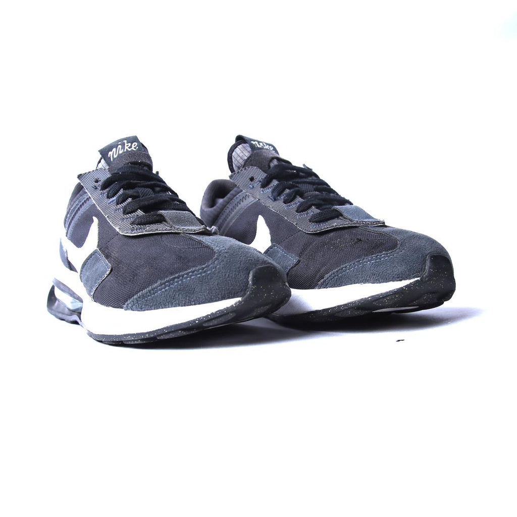 NIKE AIR MAX PRE-DAY