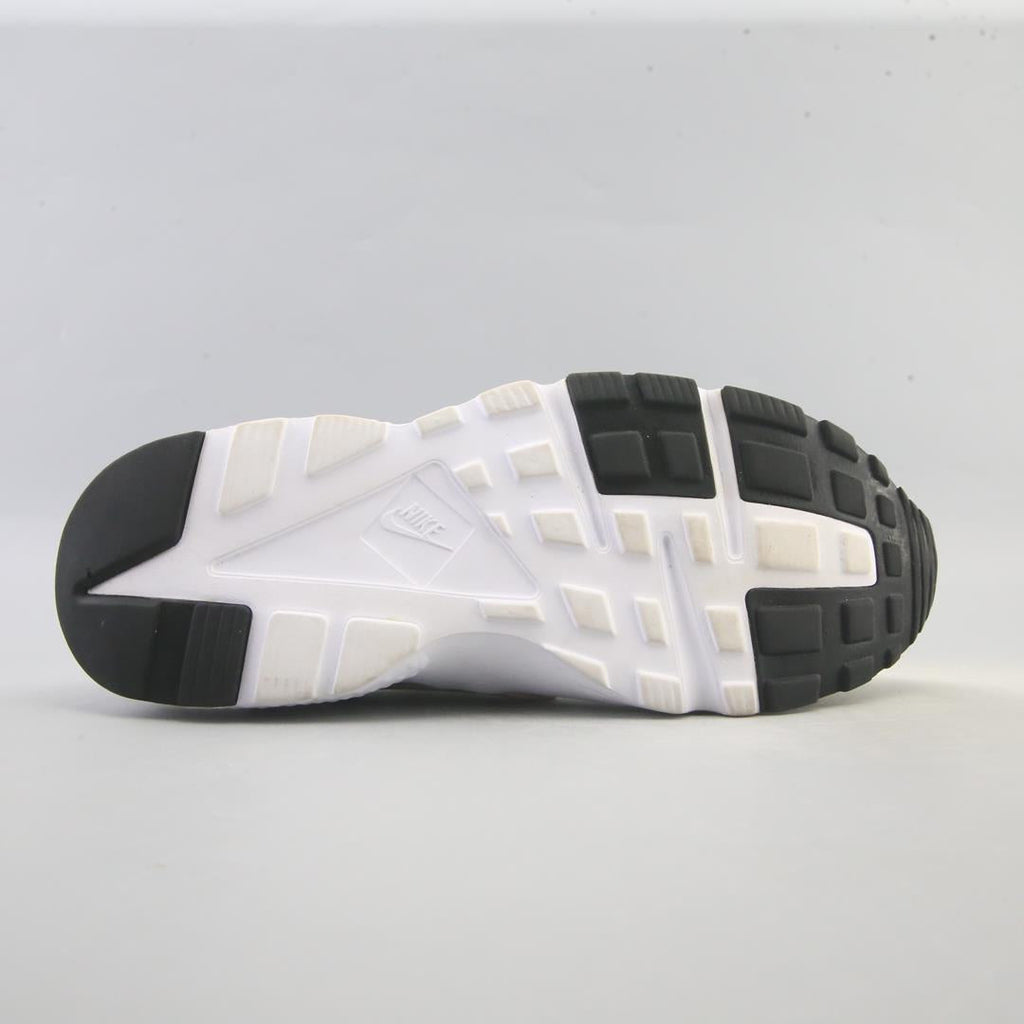 NIKE HUARACHE RUN