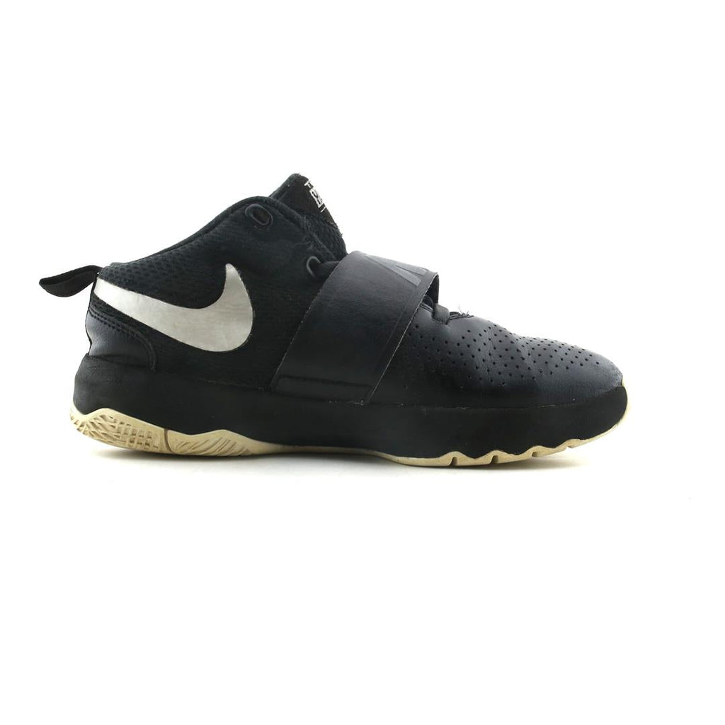 NIKE TEAM HUSTLE D 8