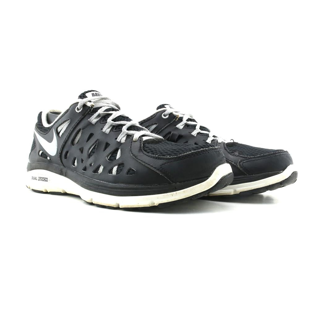 NIKE DUAL FUSION RUN 2