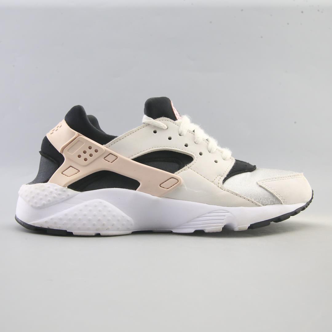 NIKE HUARACHE RUN