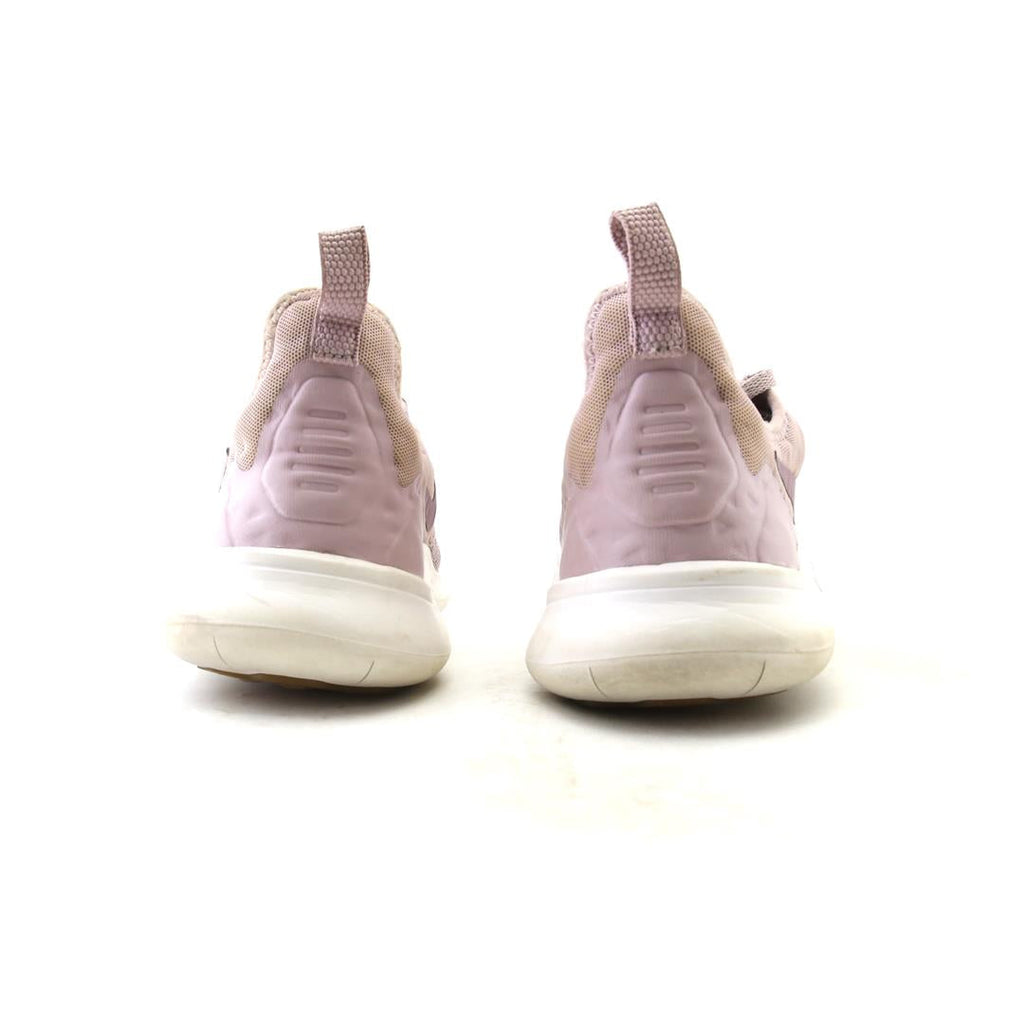 NIKE FREE TR 8
