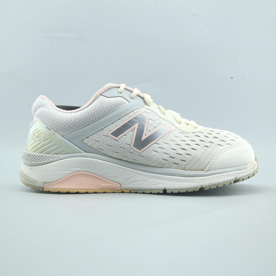 NEW BALANCE 847V4