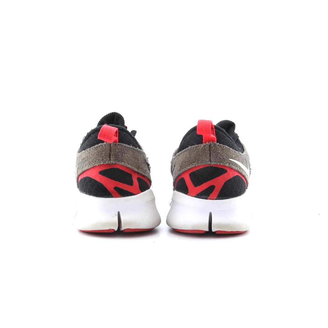 NIKE  FREE RUN 2