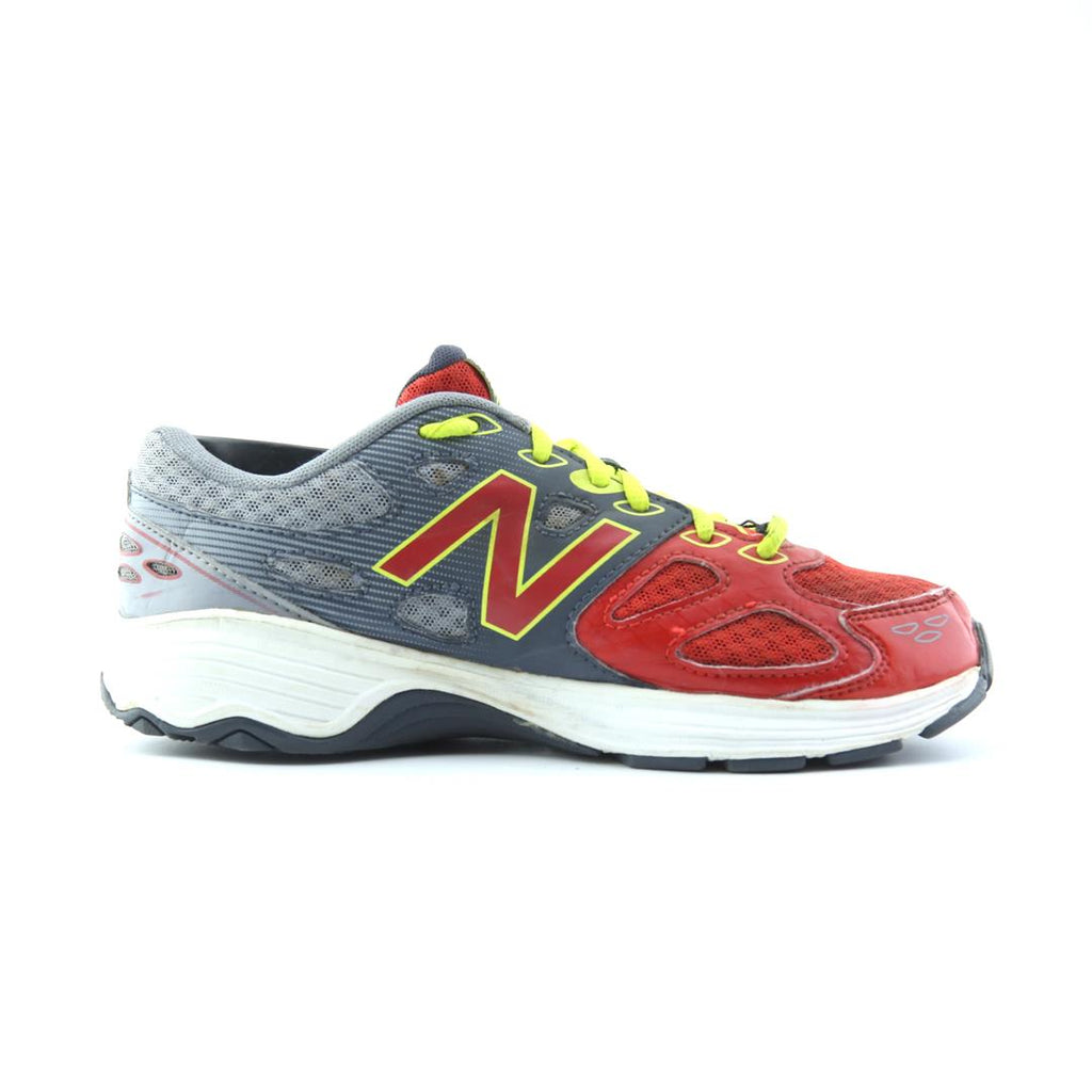 NEW BALANCE 680 V3