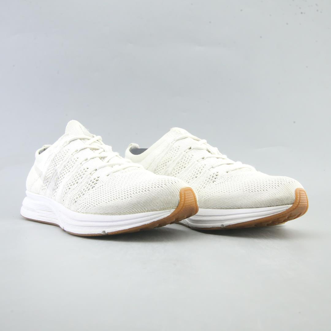 NIKE FLYKNIT TRAINER