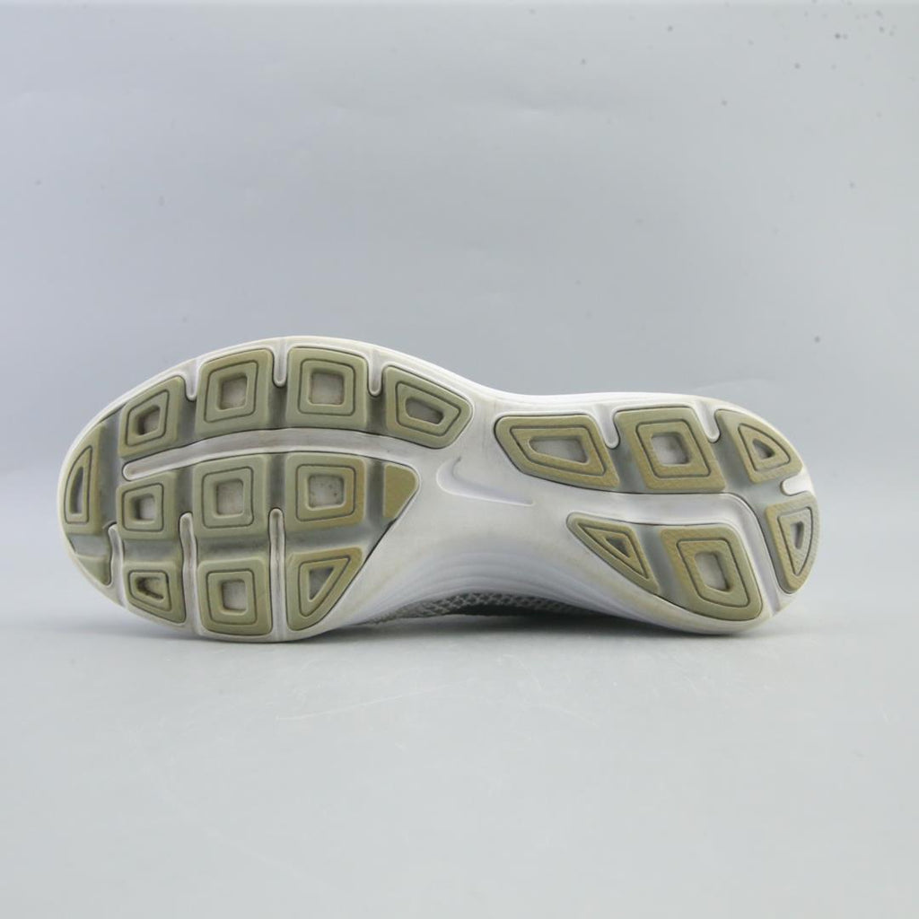 NIKE REVOLUTION 3