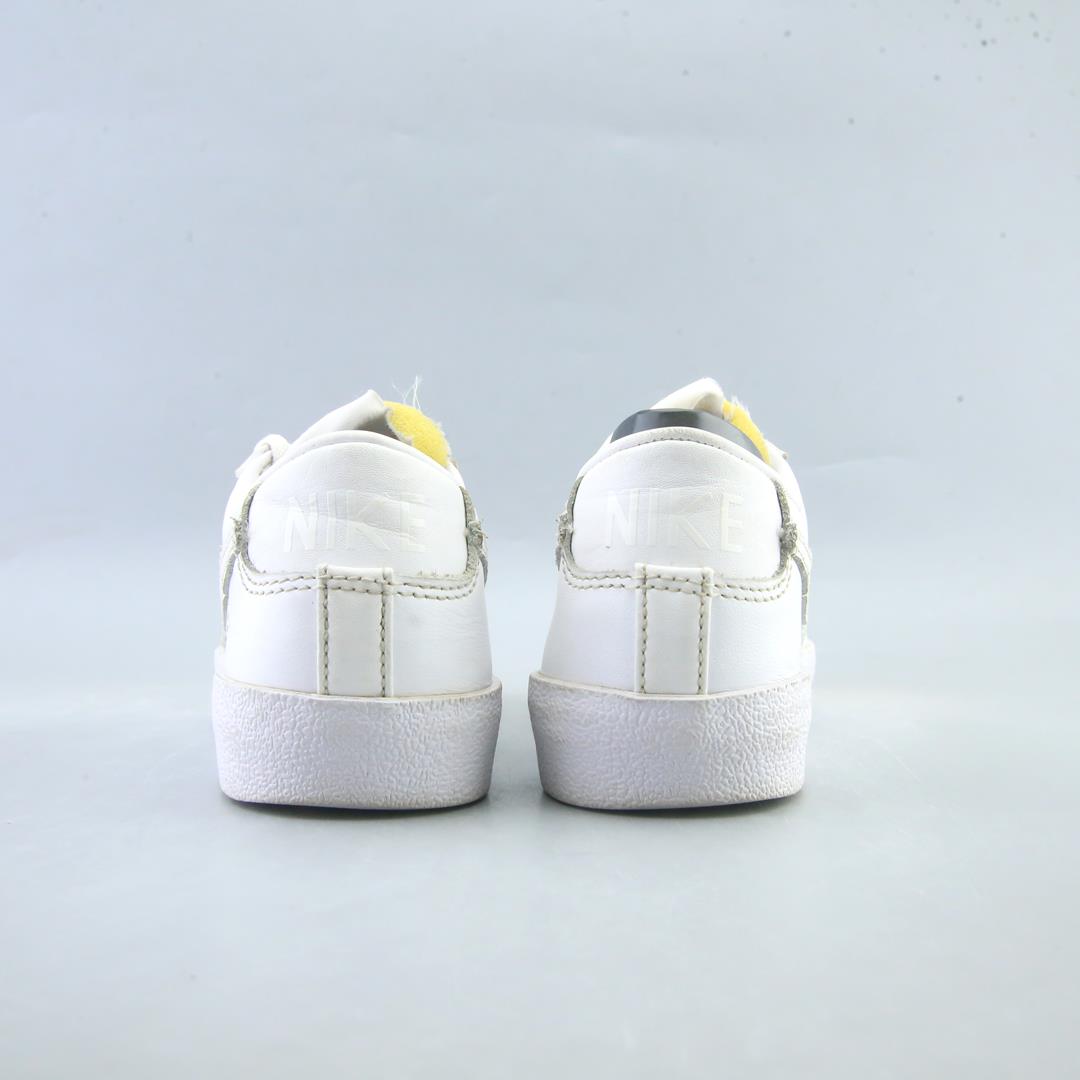 NIKE BLAZER LOW 77