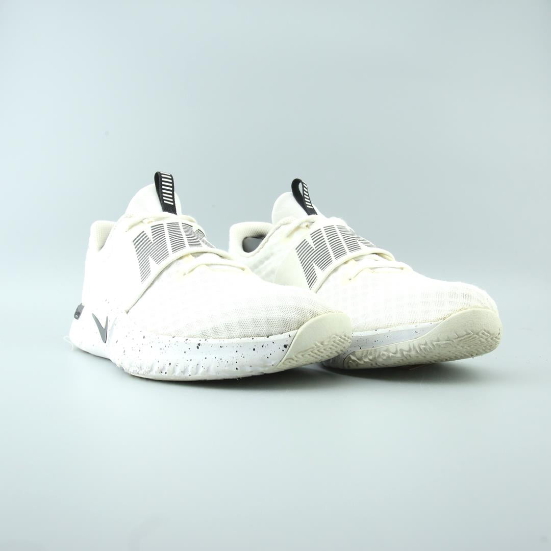 NIKE IN-SEASON TR 9