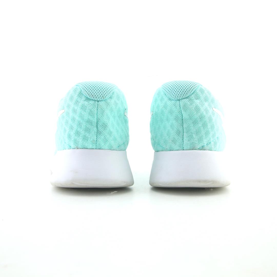 NIKE TANJUN