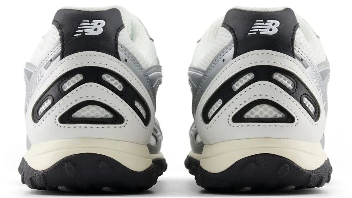 New Balance 204L Silver Metallic Black