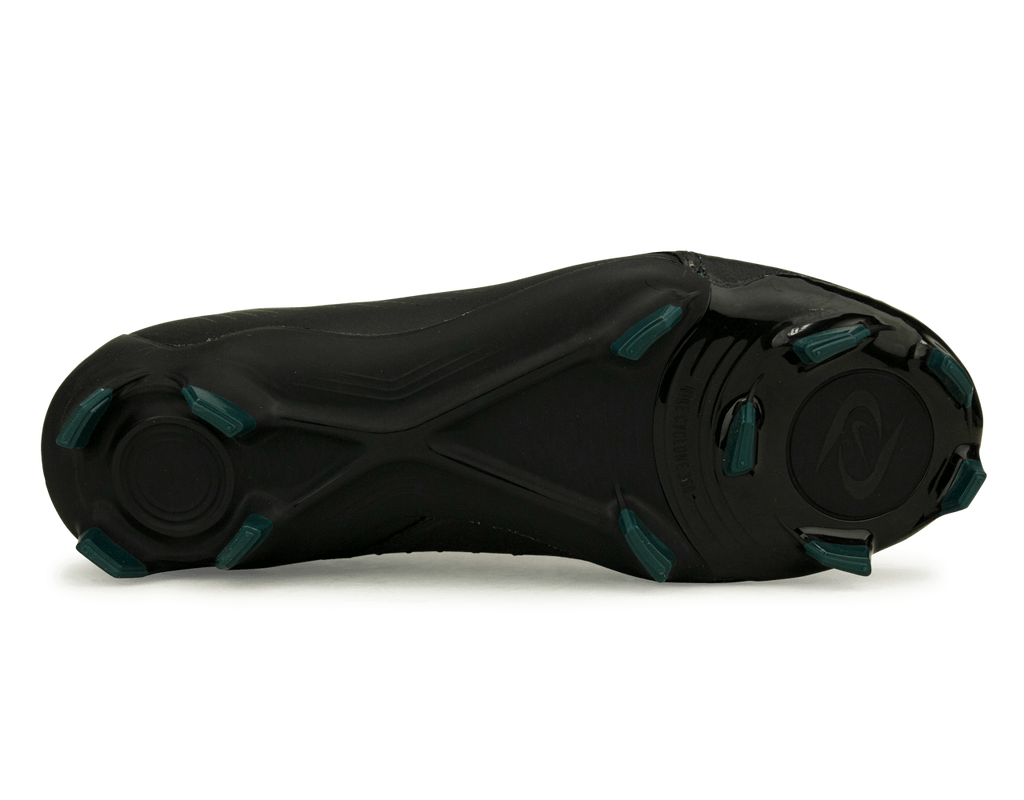 Nike Men's Phantom GX II Academy FG/MG